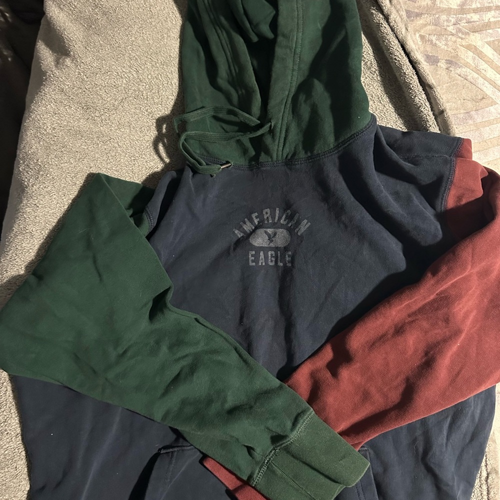 American Eagle Outfitters Men's Green and Red Hoodie